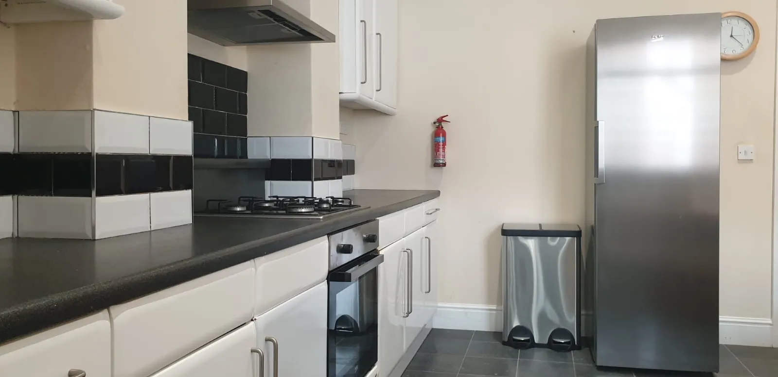 4 Bed // 2 Bath // Student House // Aug 2026 - Image 1